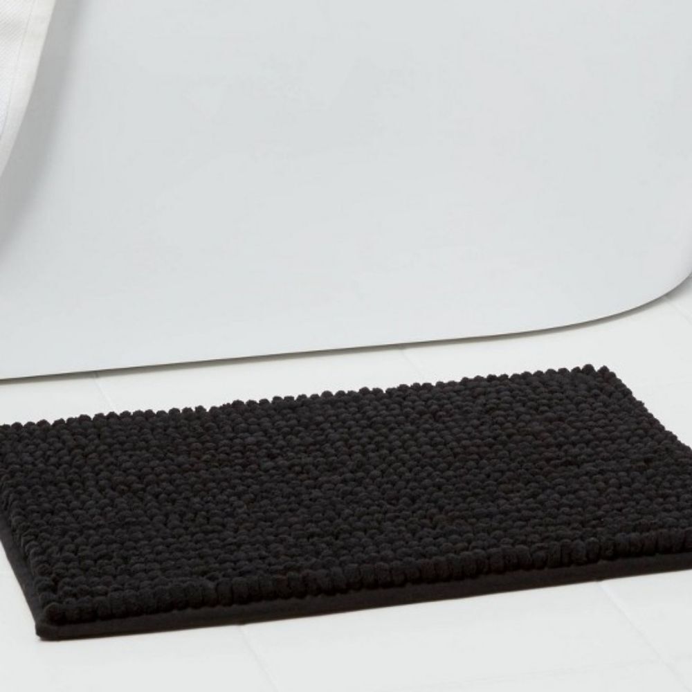Room Essentials Chunky Chenille Cushion Foam Bath Rug- Black